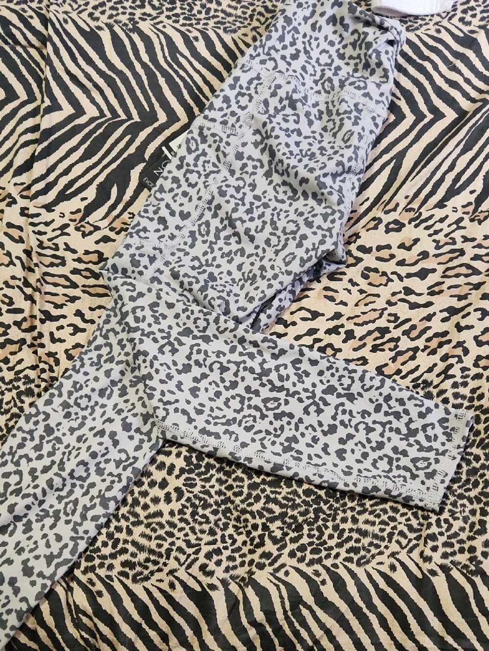 Evolution and Creation High-Waist Leopard Spot Leggings with Pockets